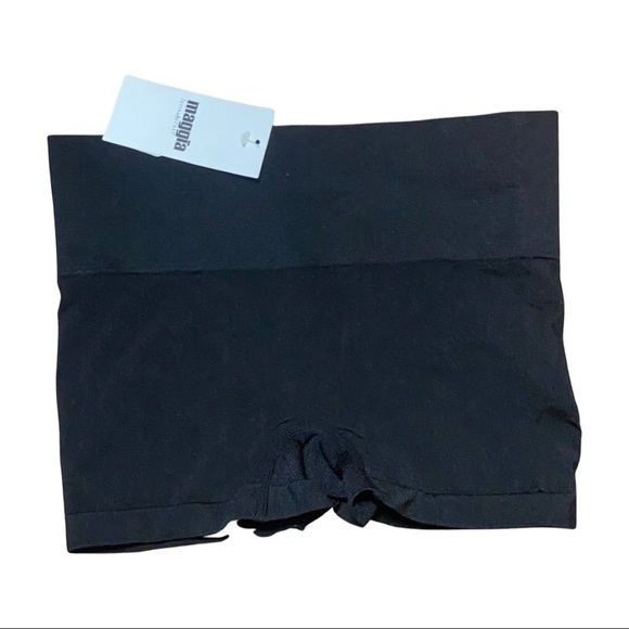 NWT SHAPE WEAR SHORTS - Picture 1 of 5